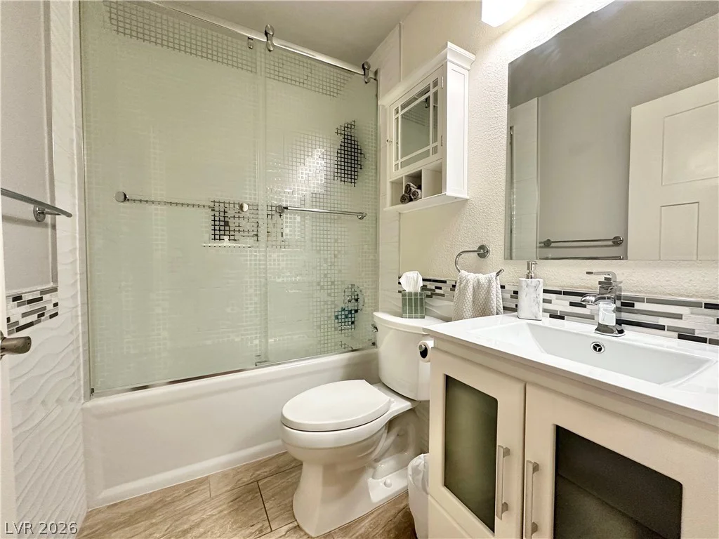 7749 Parnell, Las Vegas, NV 89147
