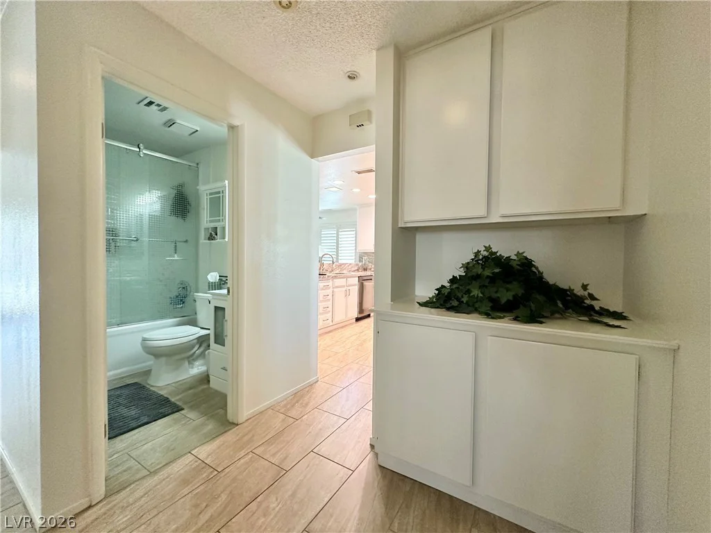 7749 Parnell, Las Vegas, NV 89147