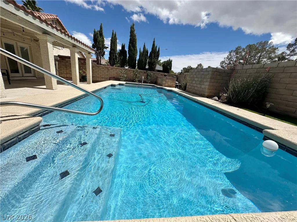 7749 Parnell, Las Vegas, NV 89147
