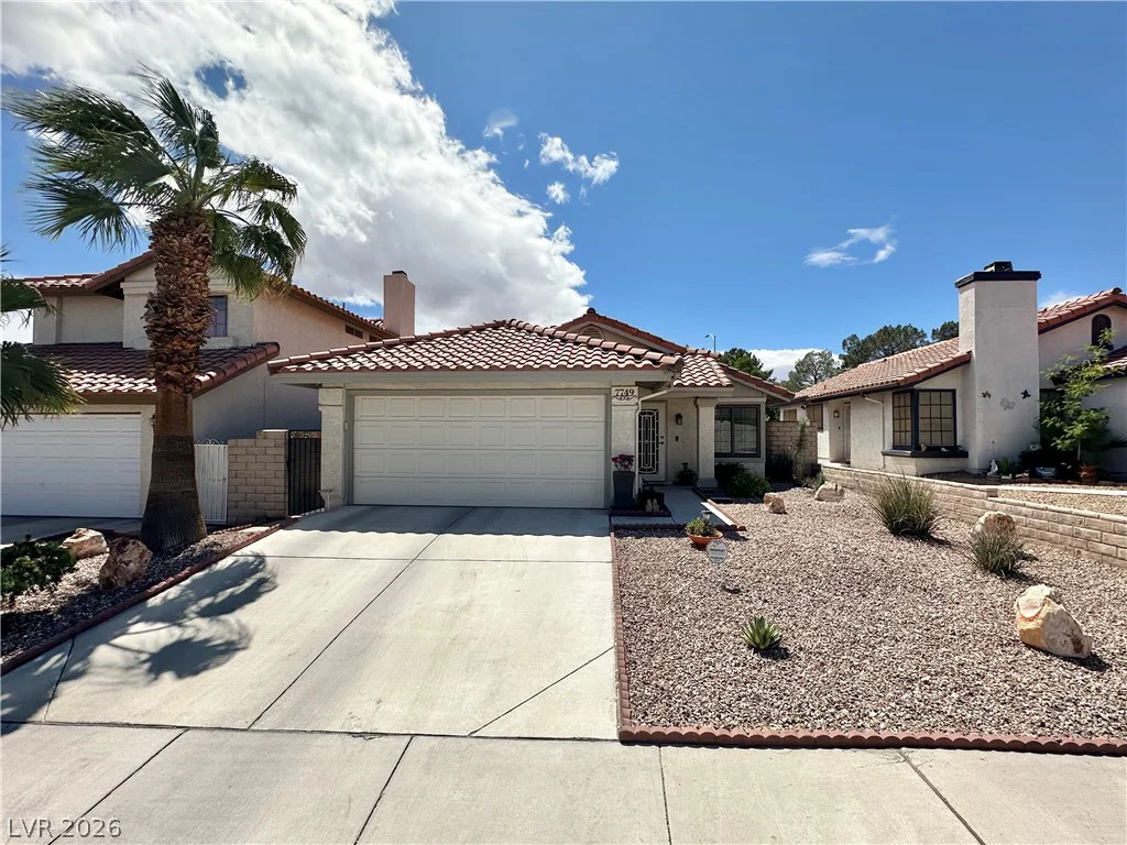 7749 Parnell, Las Vegas, NV 89147