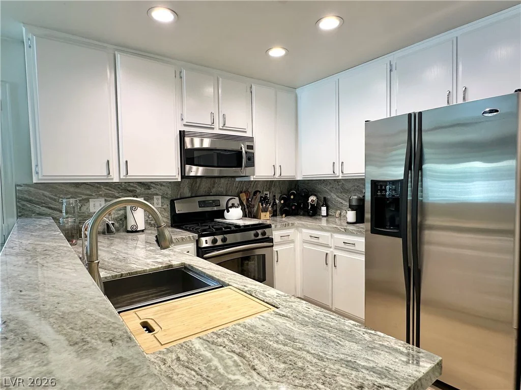 7749 Parnell, Las Vegas, NV 89147