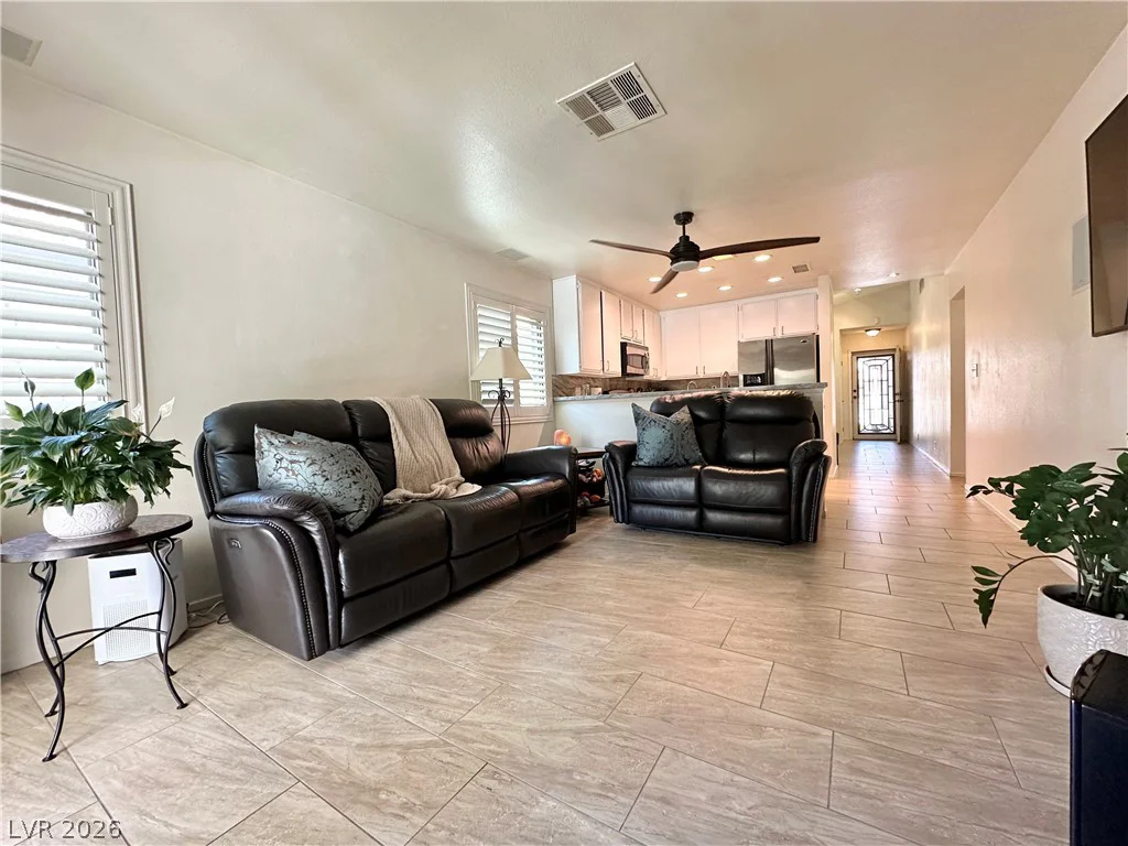 7749 Parnell, Las Vegas, NV 89147