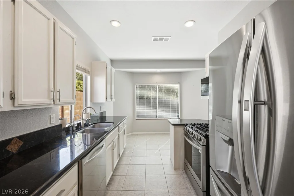 2816 Klondike, Las Vegas, NV 89117