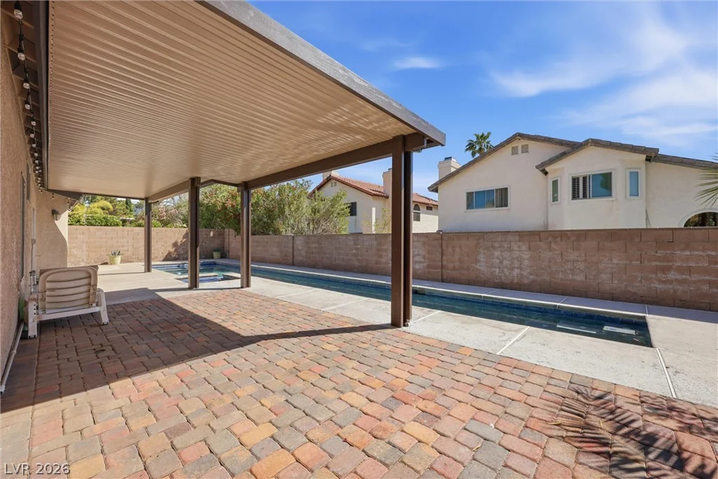 2816 Klondike, Las Vegas, NV 89117