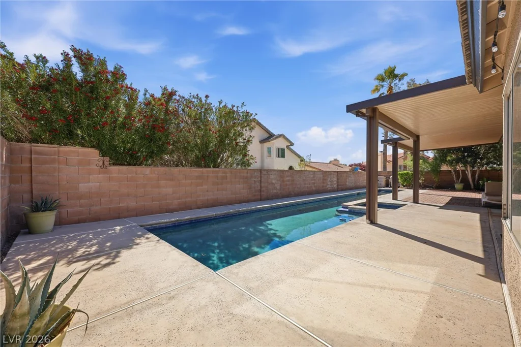 2816 Klondike, Las Vegas, NV 89117
