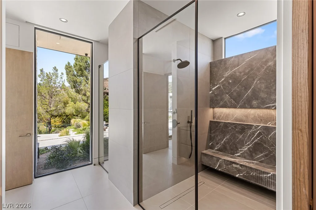 24 Pebble Hills, Las Vegas, NV 89141