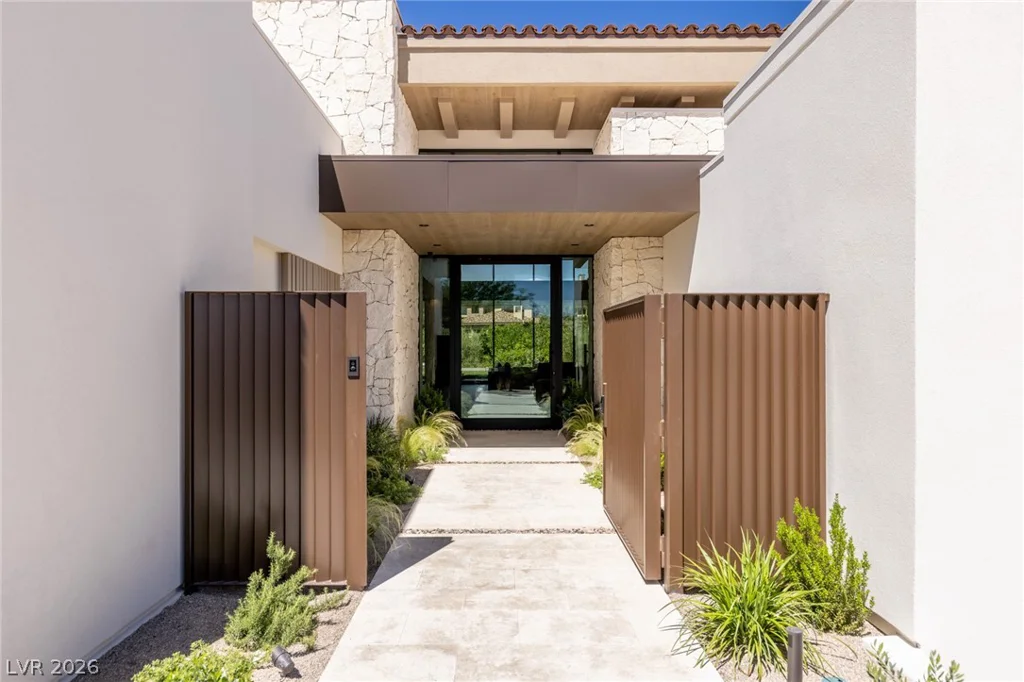 24 Pebble Hills, Las Vegas, NV 89141