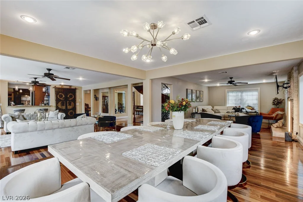 7001 Alamitos, Las Vegas, NV 89120