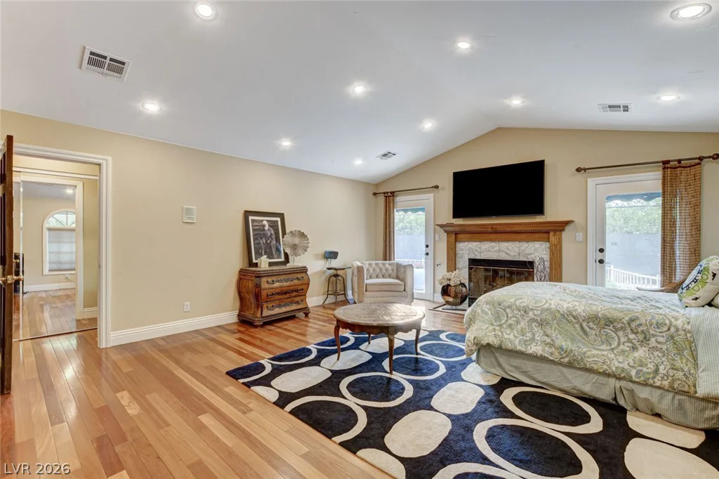 7001 Alamitos, Las Vegas, NV 89120