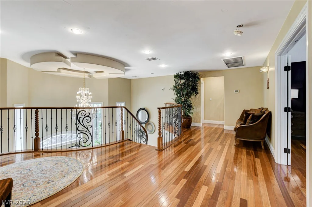 7001 Alamitos, Las Vegas, NV 89120