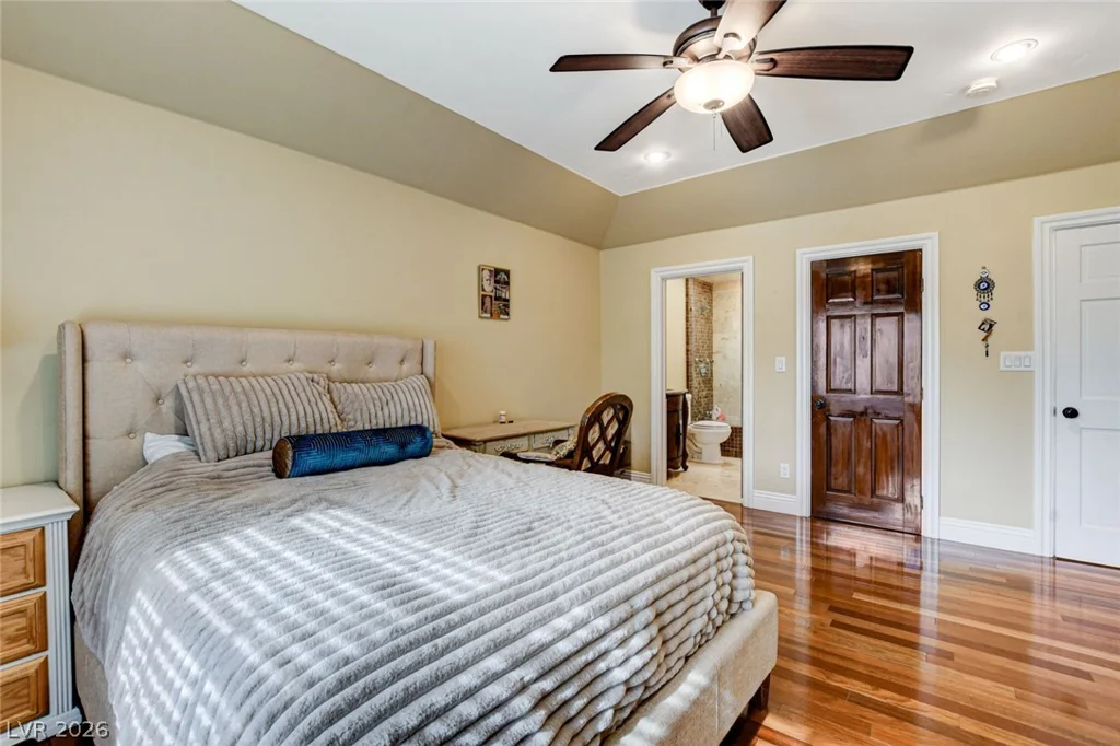 7001 Alamitos, Las Vegas, NV 89120