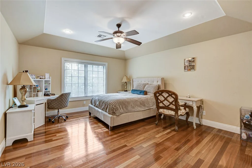 7001 Alamitos, Las Vegas, NV 89120