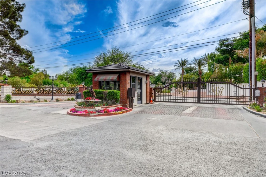7001 Alamitos, Las Vegas, NV 89120