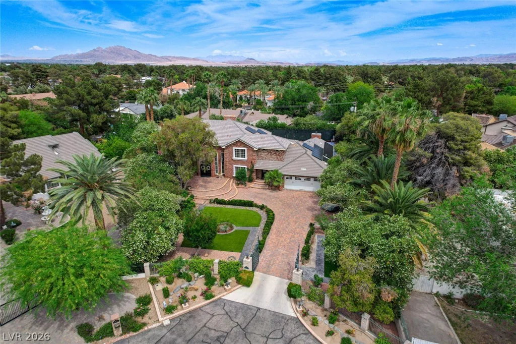 7001 Alamitos, Las Vegas, NV 89120