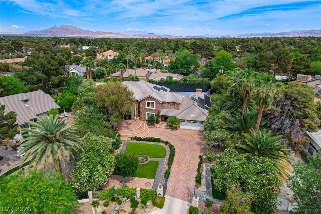 7001 Alamitos, Las Vegas, NV 89120