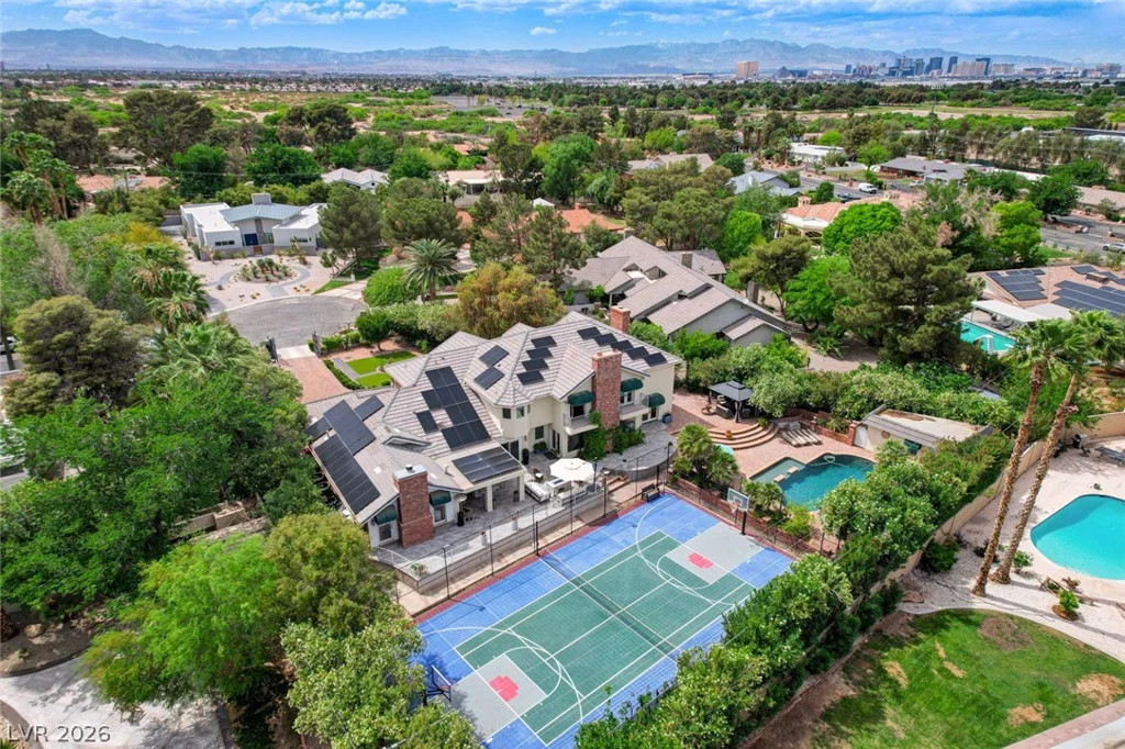 7001 Alamitos, Las Vegas, NV 89120