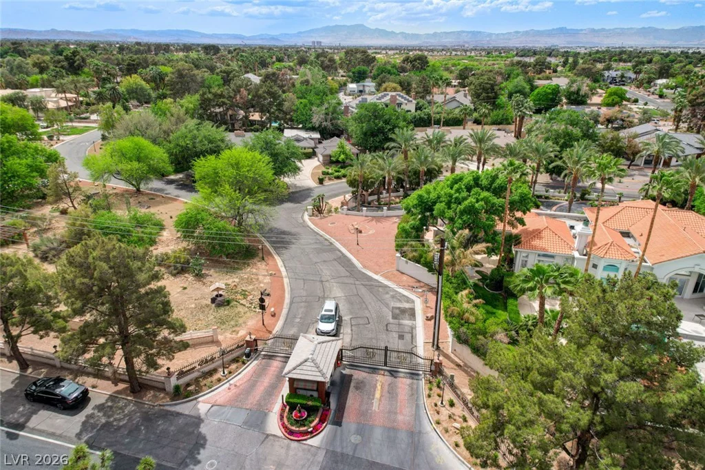 7001 Alamitos, Las Vegas, NV 89120