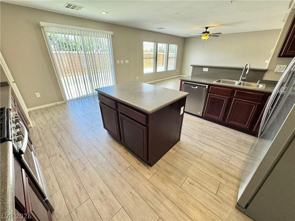 104 Palatial Pines, North Las Vegas, NV 89031