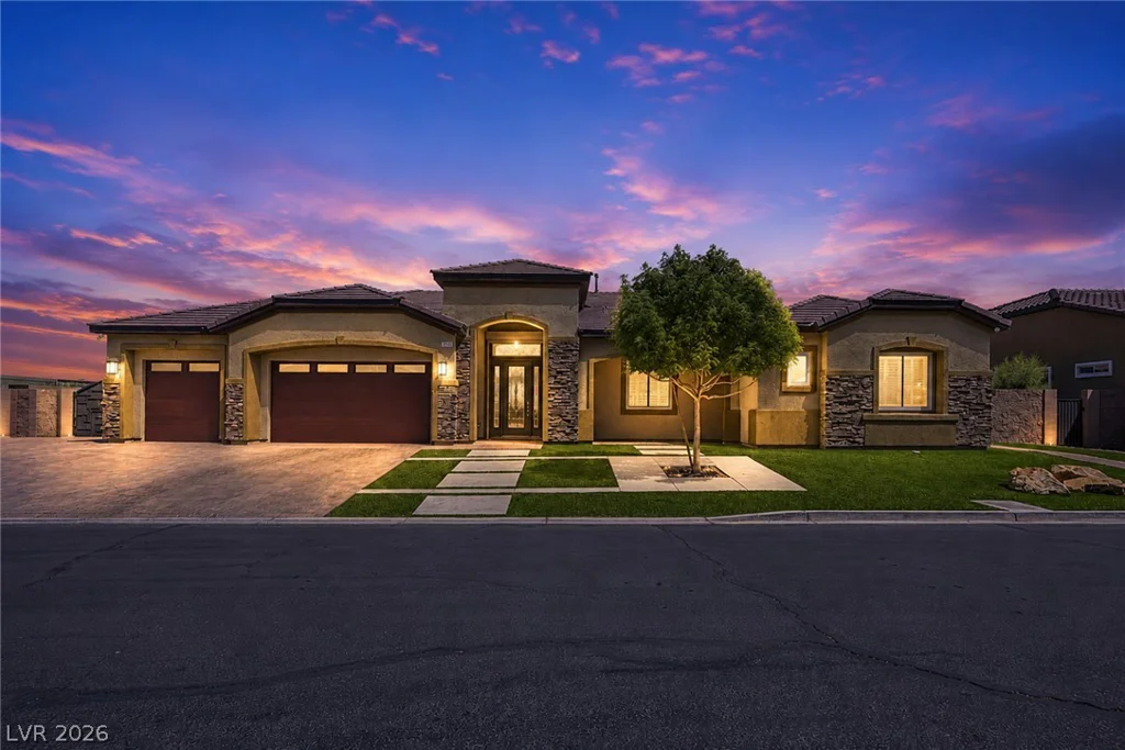 3922 Jacob Lake, Las Vegas, NV 89118