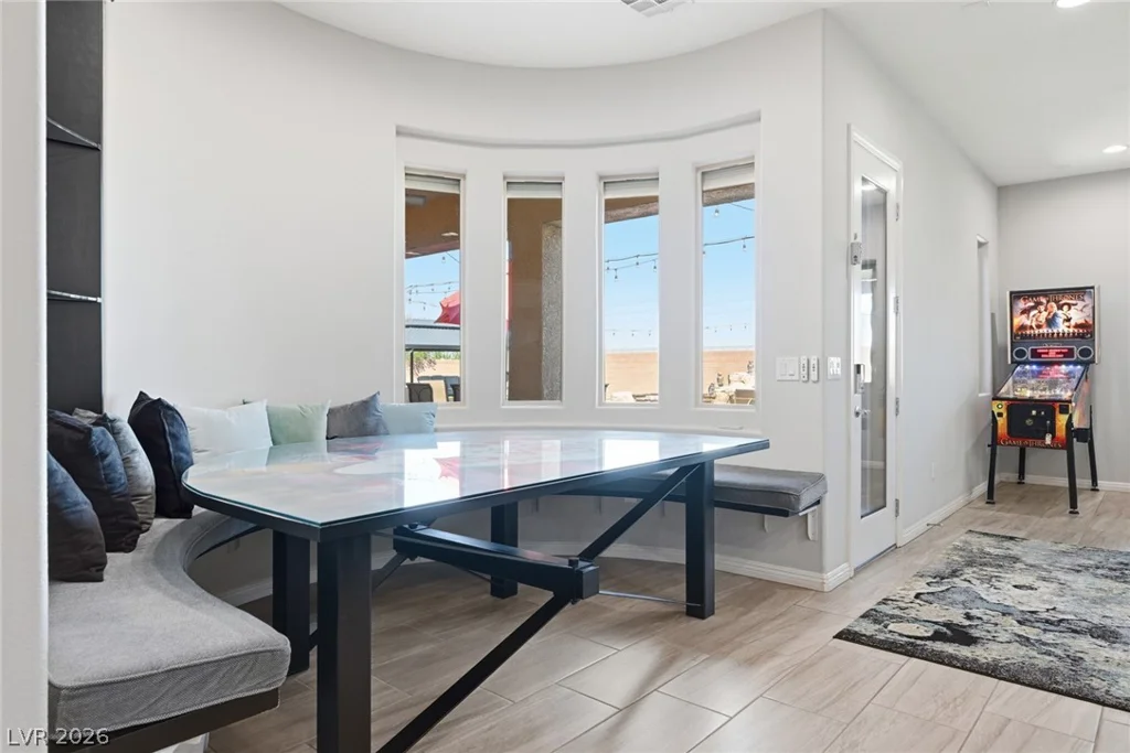 3922 Jacob Lake, Las Vegas, NV 89118