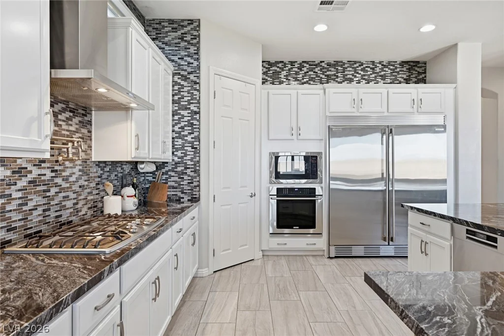 3922 Jacob Lake, Las Vegas, NV 89118