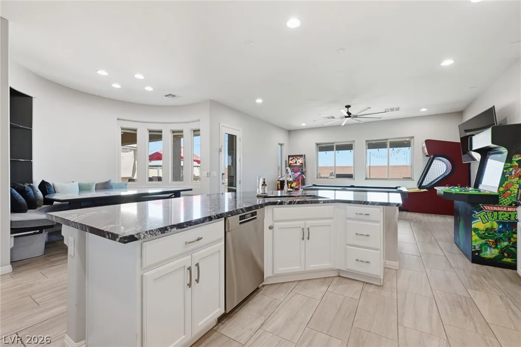 3922 Jacob Lake, Las Vegas, NV 89118