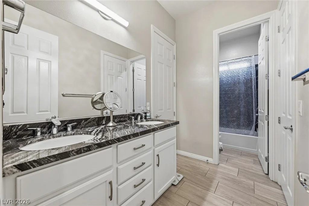 3922 Jacob Lake, Las Vegas, NV 89118
