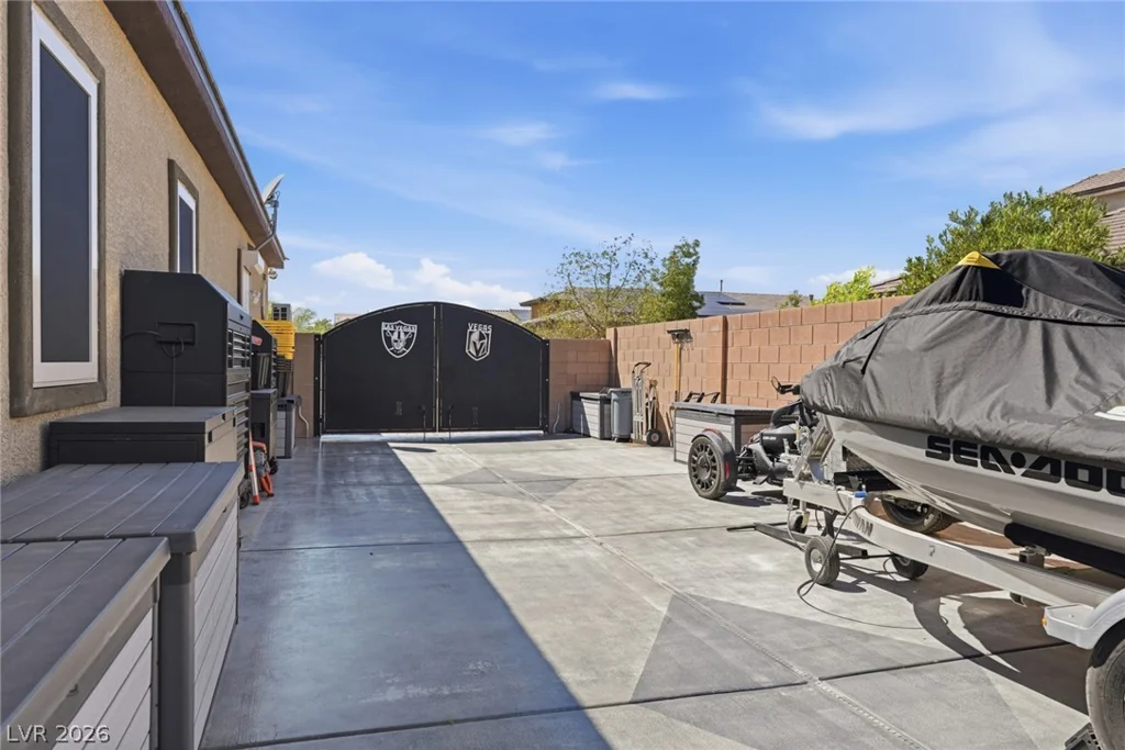 3922 Jacob Lake, Las Vegas, NV 89118