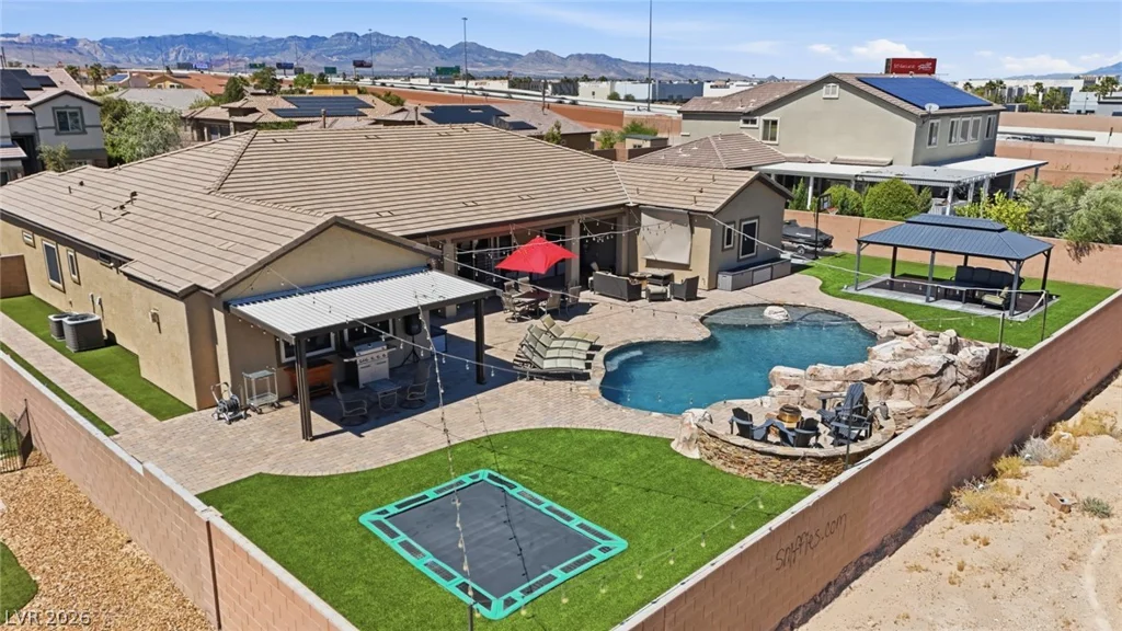3922 Jacob Lake, Las Vegas, NV 89118