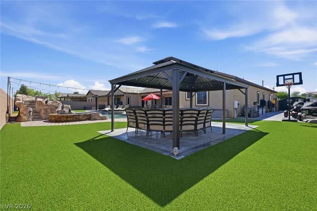 3922 Jacob Lake, Las Vegas, NV 89118
