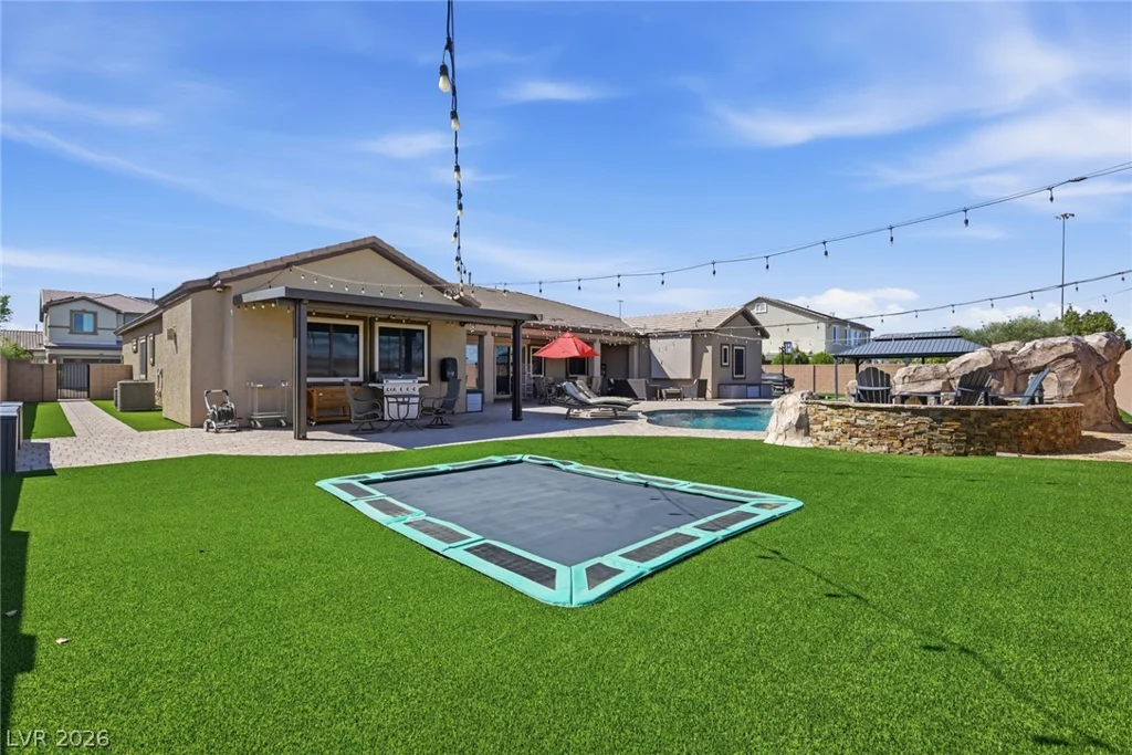 3922 Jacob Lake, Las Vegas, NV 89118