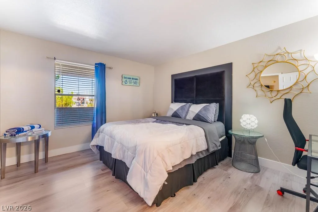 4200 Valley View, Las Vegas, NV 89103