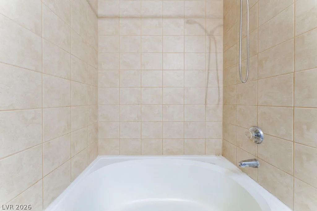 4200 Valley View, Las Vegas, NV 89103