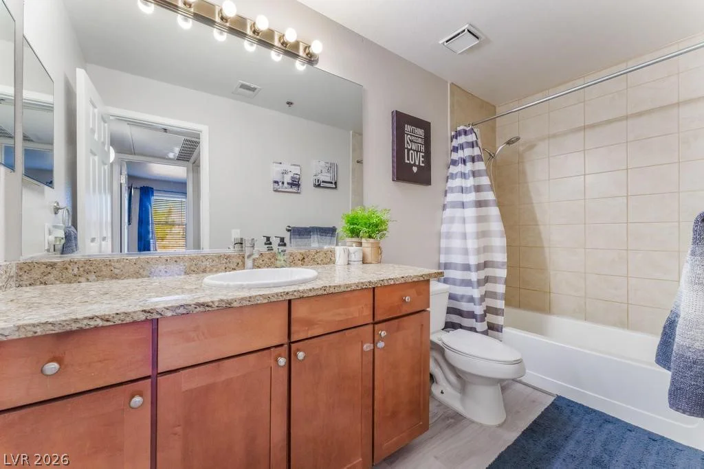 4200 Valley View, Las Vegas, NV 89103