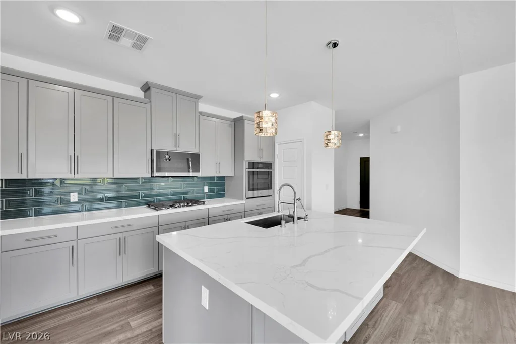 2555 Hampton, Henderson, NV 89052