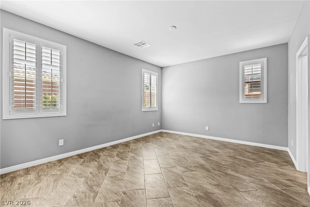9257 Valley Betica, Las Vegas, NV 89148