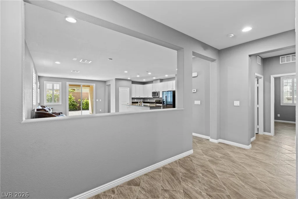 9257 Valley Betica, Las Vegas, NV 89148