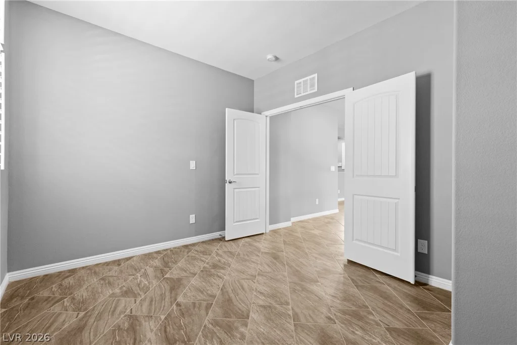 9257 Valley Betica, Las Vegas, NV 89148