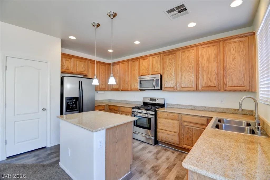 785 Crest Valley, Henderson, NV 89011