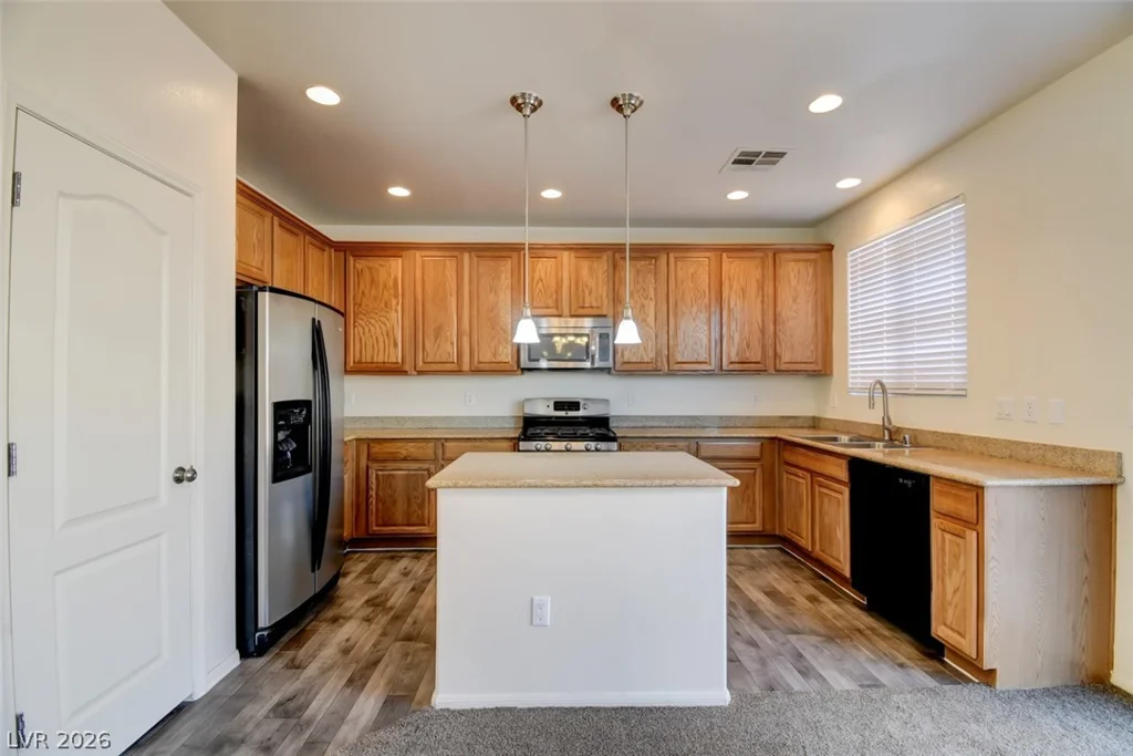 785 Crest Valley, Henderson, NV 89011
