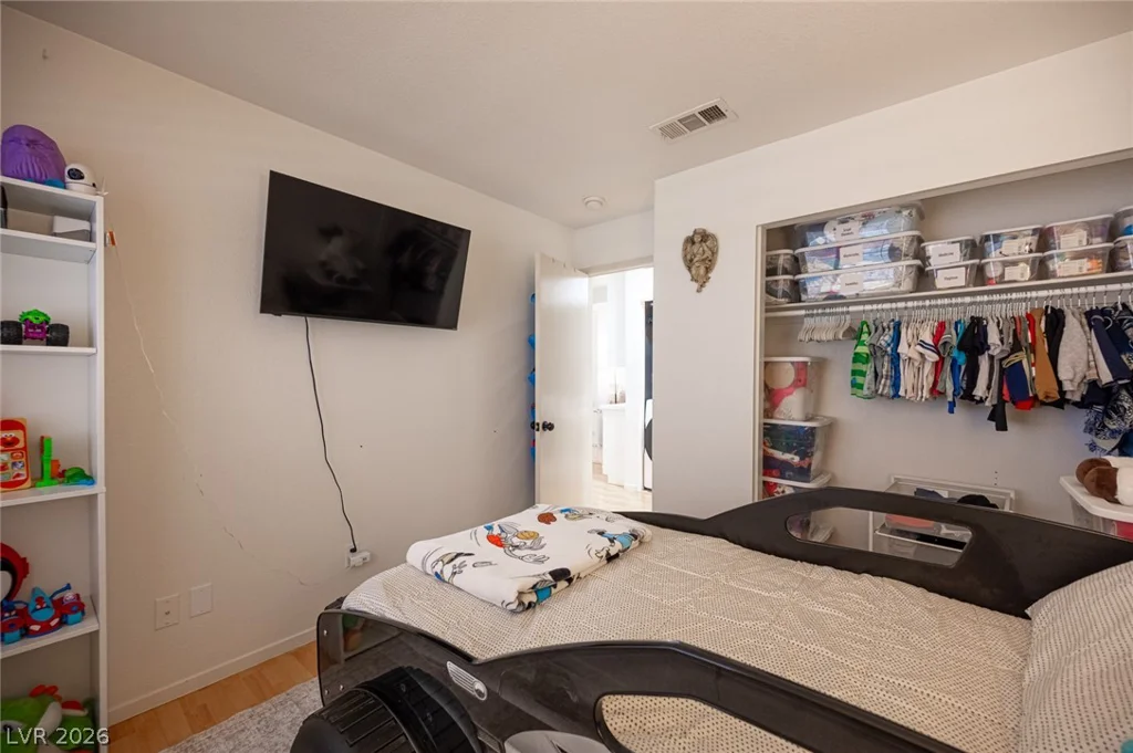 1702 Council Bluff, North Las Vegas, NV 89031