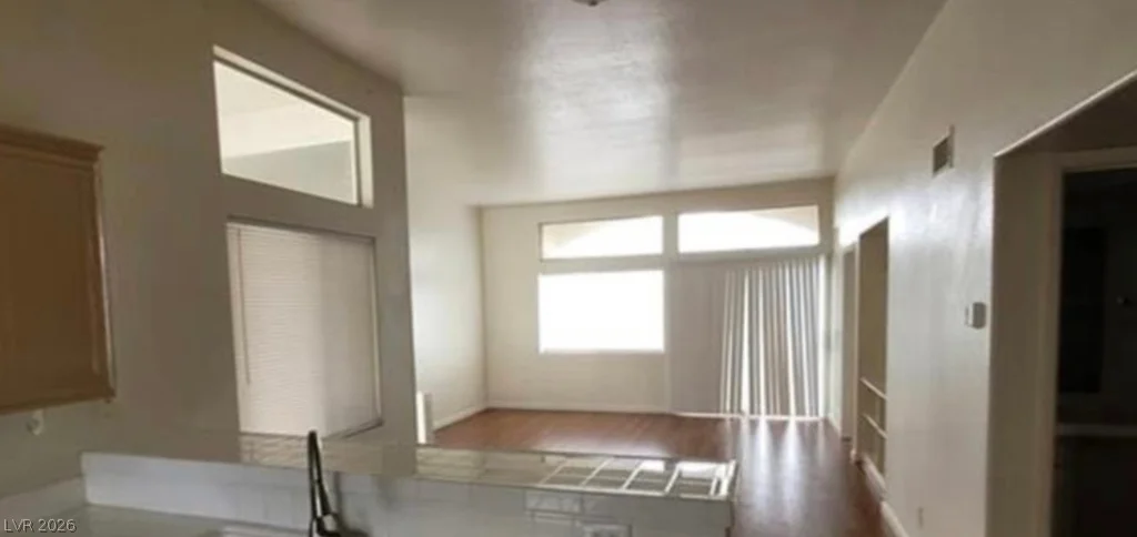 3125 Buffalo, Las Vegas, NV 89128