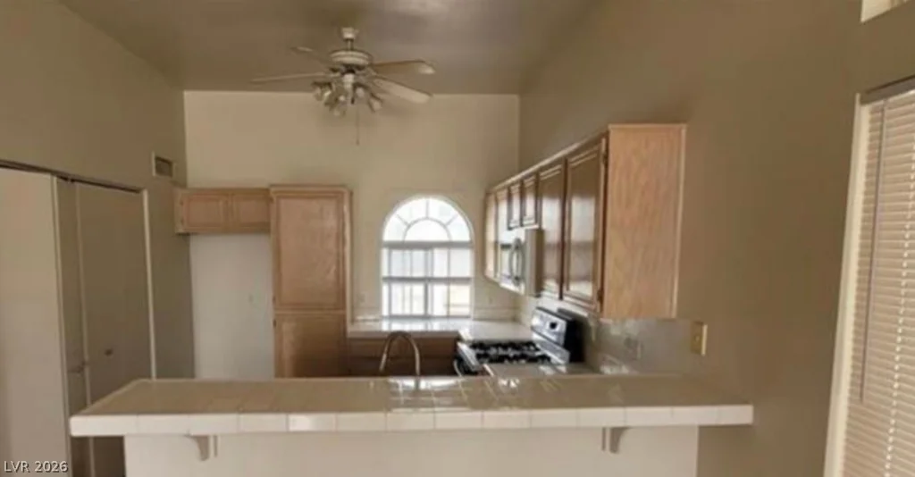 3125 Buffalo, Las Vegas, NV 89128