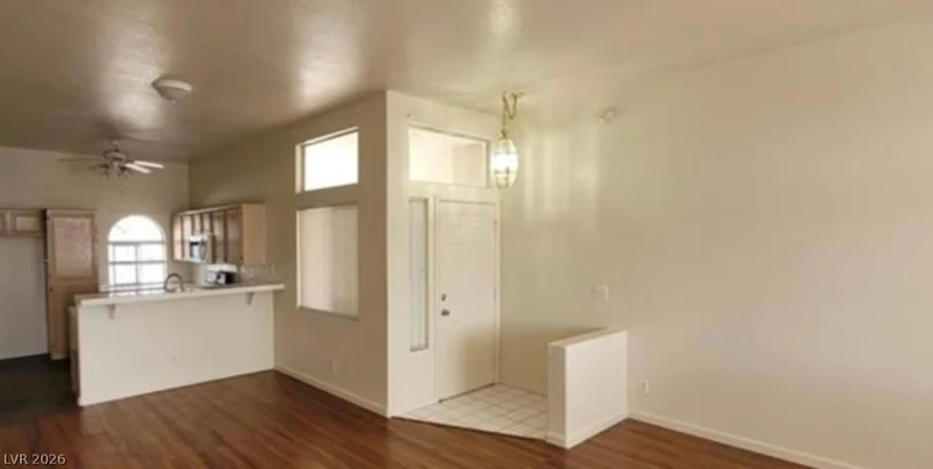 3125 Buffalo, Las Vegas, NV 89128