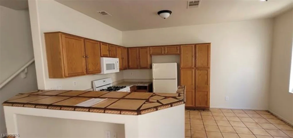 2506 Lady Elizabeth, North Las Vegas, NV 89031