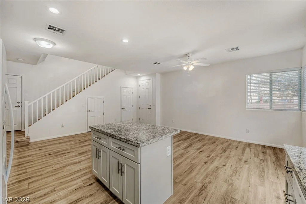 8160 Herring, Las Vegas, NV 89147