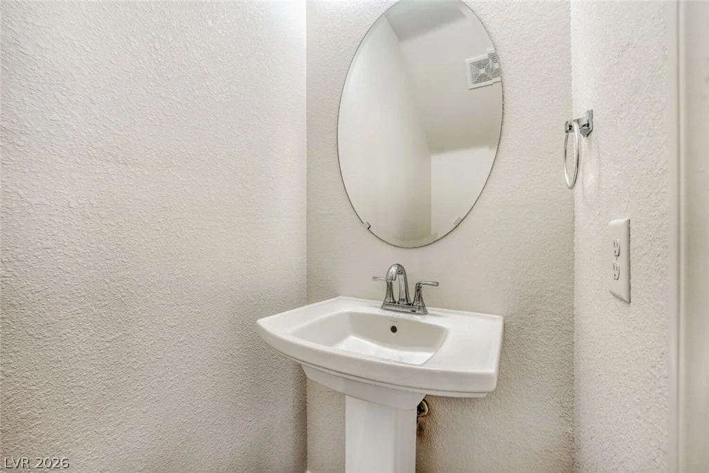 8160 Herring, Las Vegas, NV 89147