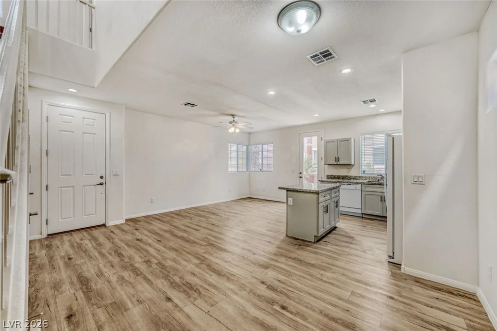 8160 Herring, Las Vegas, NV 89147