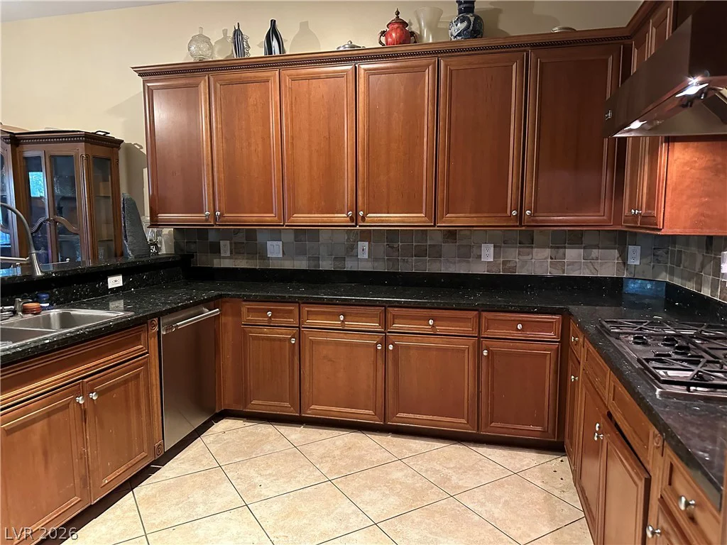 4738 Laurel Canyon, Las Vegas, NV 89129