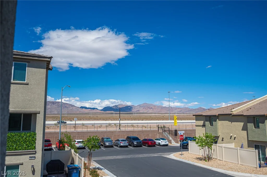 2673 Champagne Gold, North Las Vegas, NV 89086